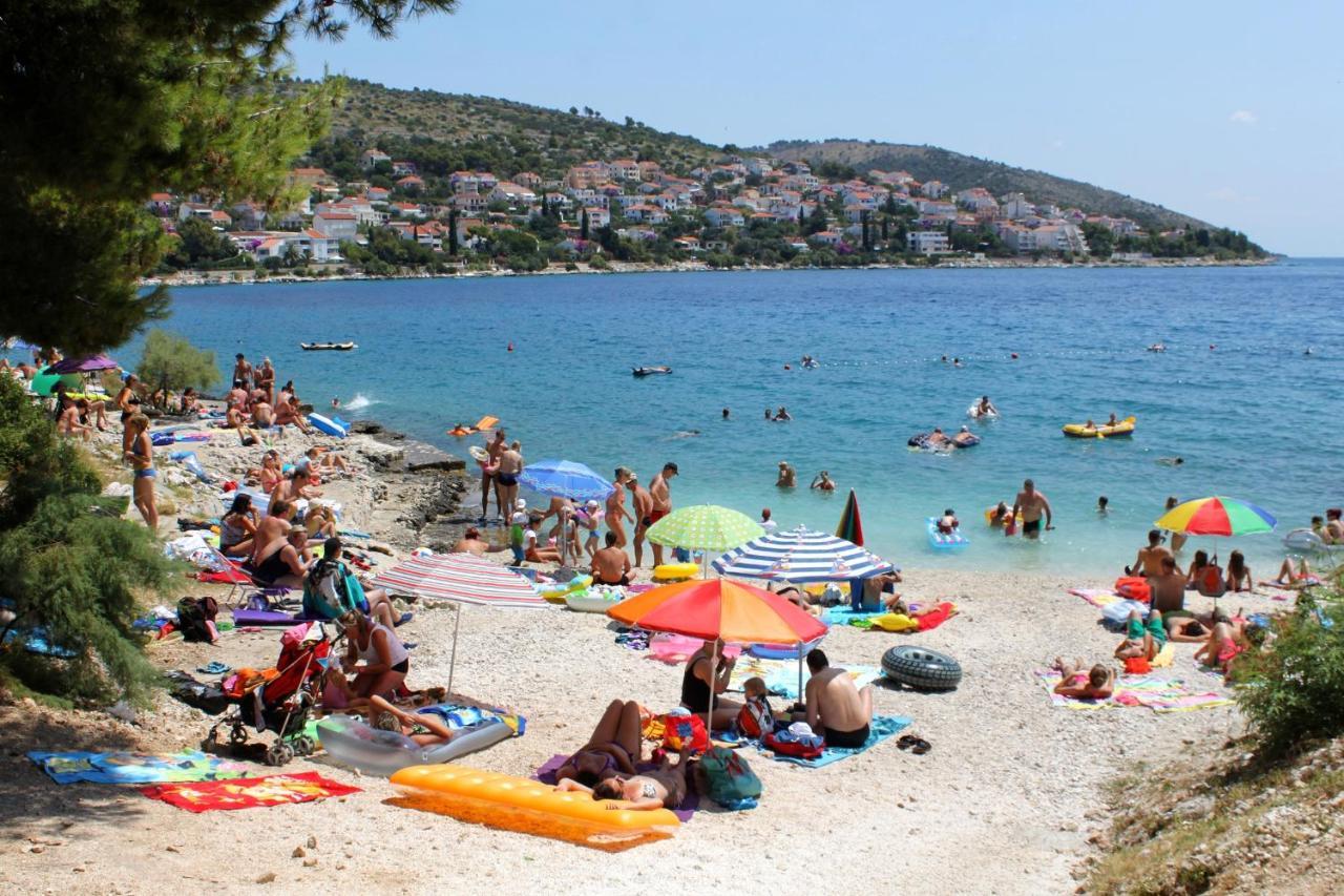 Apartments With A Parking Space Mavarstica, Ciovo - 12435 Trogir Exterior photo