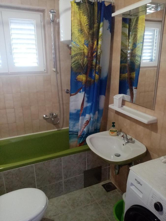 Apartments With A Parking Space Mavarstica, Ciovo - 12435 Trogir Exterior photo