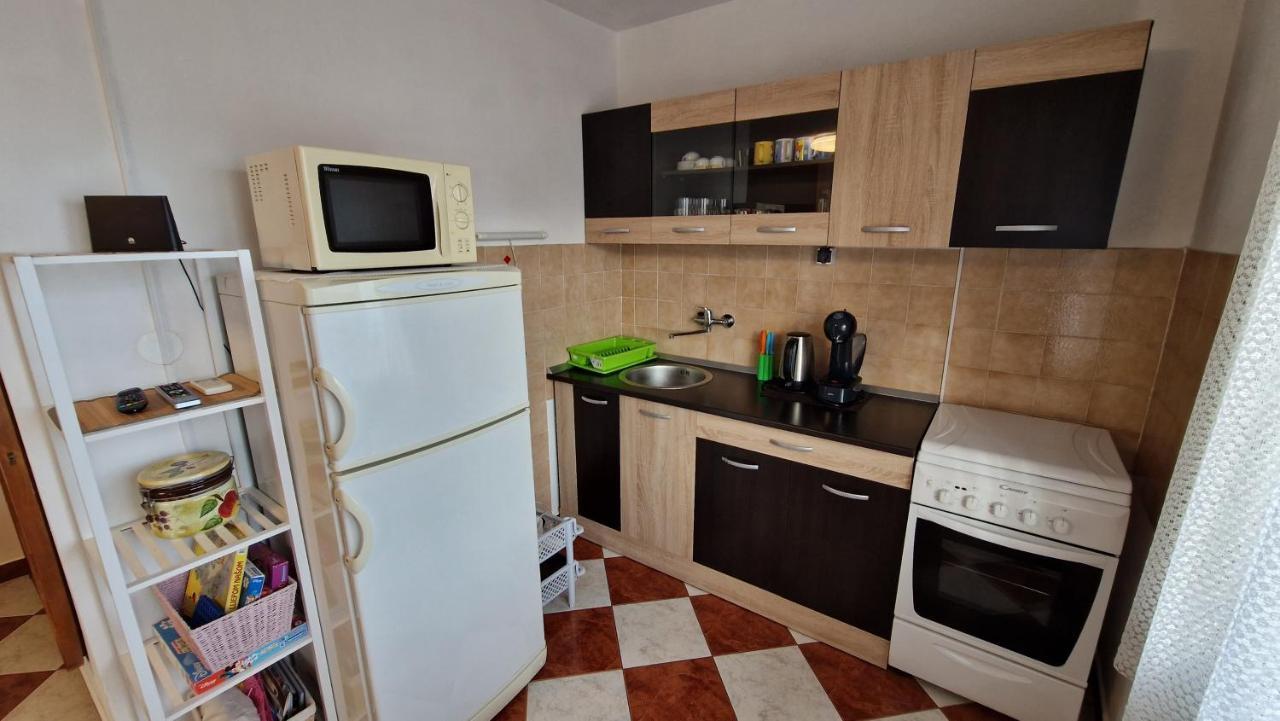Apartments With A Parking Space Mavarstica, Ciovo - 12435 Trogir Exterior photo